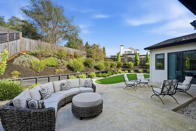 $1,639,000 | 2119 Wedgewood Way, Santa Rosa, CA 95404