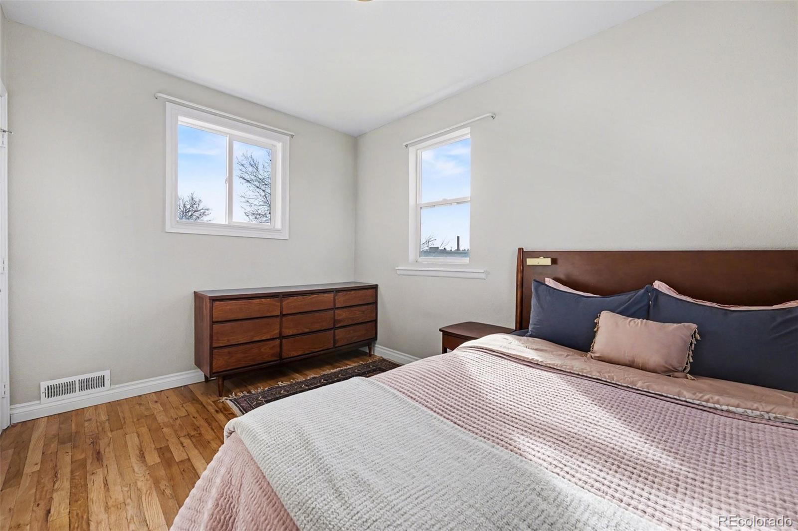 255 South Zuni Street Denver, CO 80223 - Photo 18 of 31