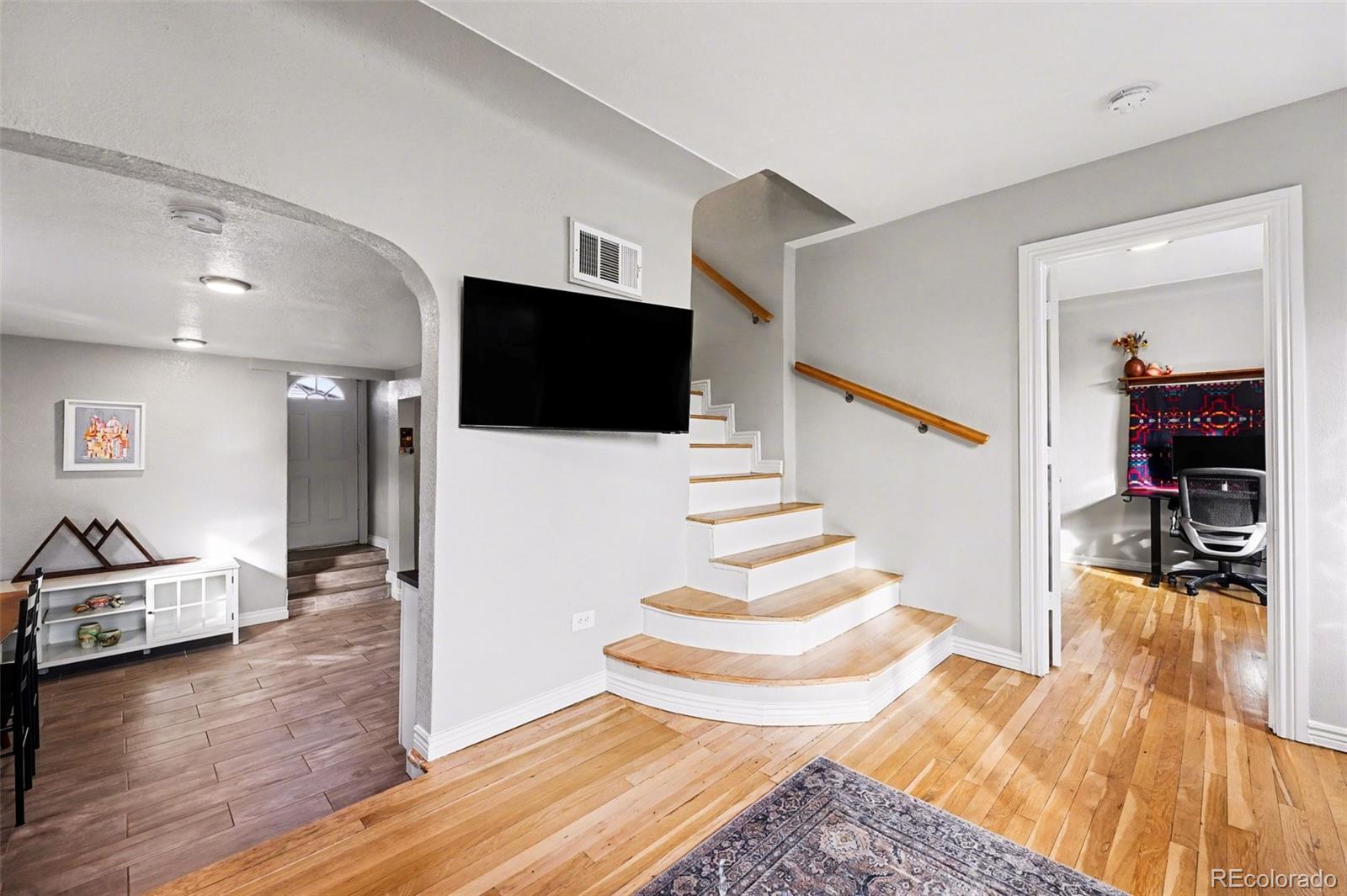 255 South Zuni Street Denver, CO 80223 - Photo 4 of 31