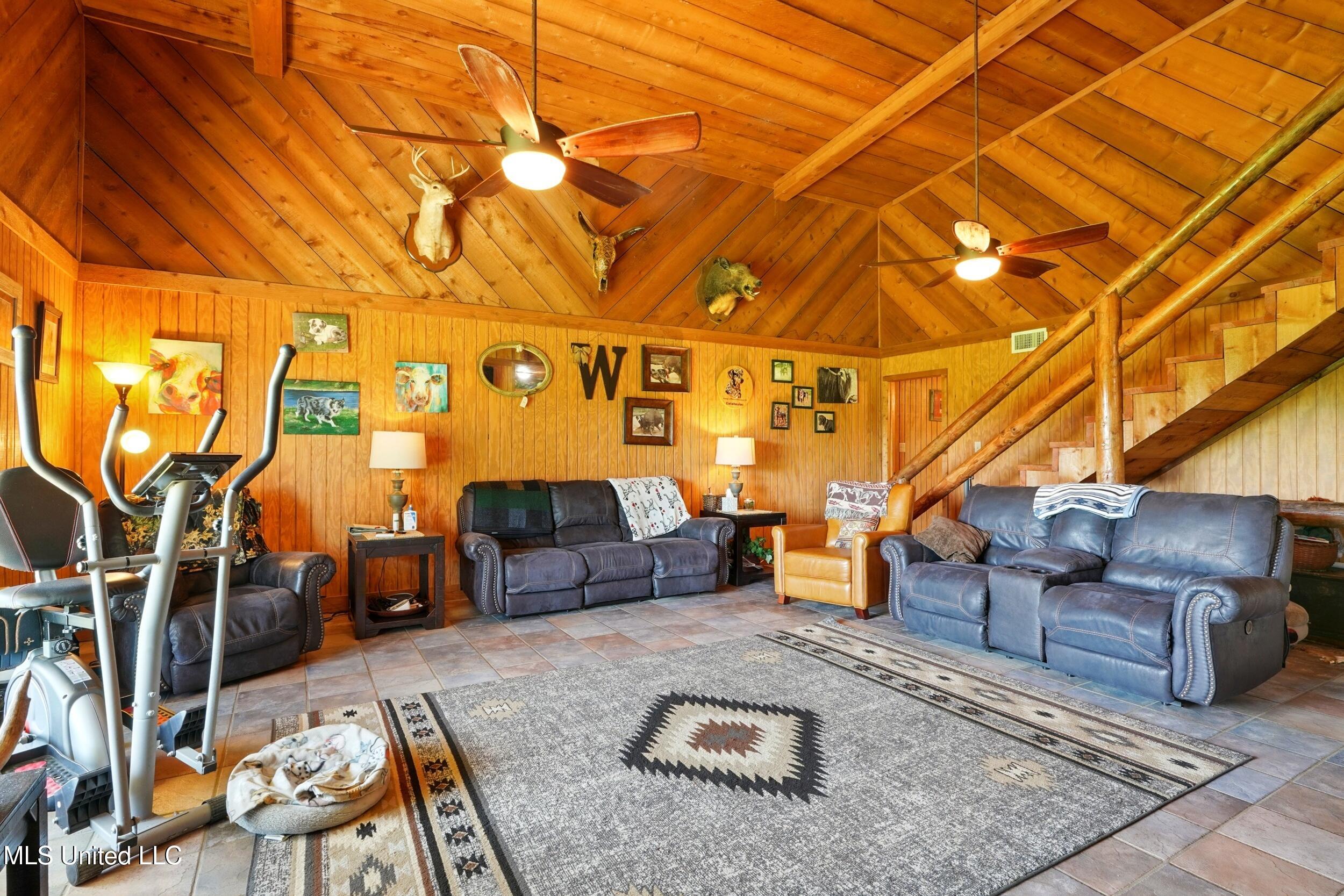 406 Thomas School Road Lumberton, MS 39455 - Photo 13 of 38 living 1