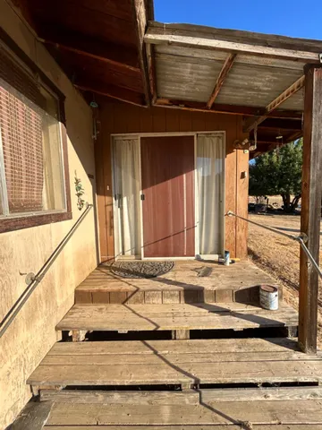 a view of a entryway of the house