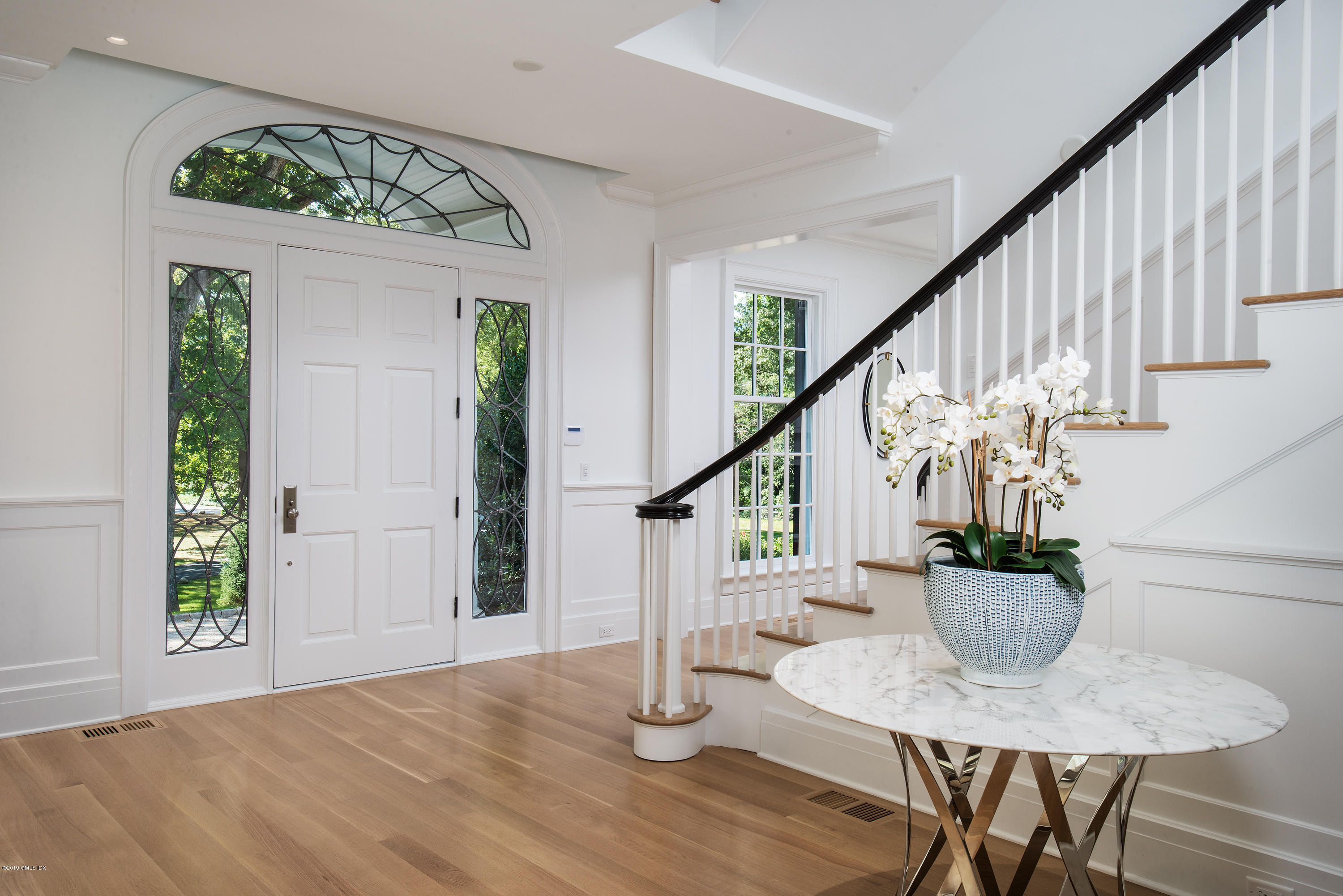 49 Midwood Road Greenwich, CT 06830 - Photo 23 of 31 Entry Hall