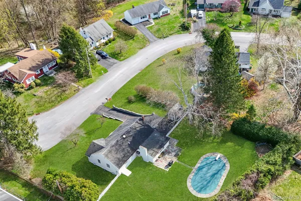 $475,000 | 11 Gale Drive, Poughkeepsie, NY 12603