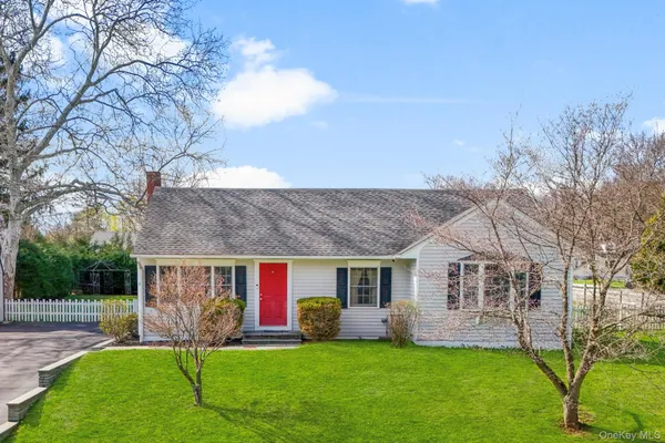 $475,000 | 11 Gale Drive, Poughkeepsie, NY 12603