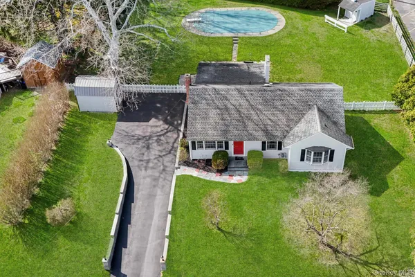 $475,000 | 11 Gale Drive, Poughkeepsie, NY 12603