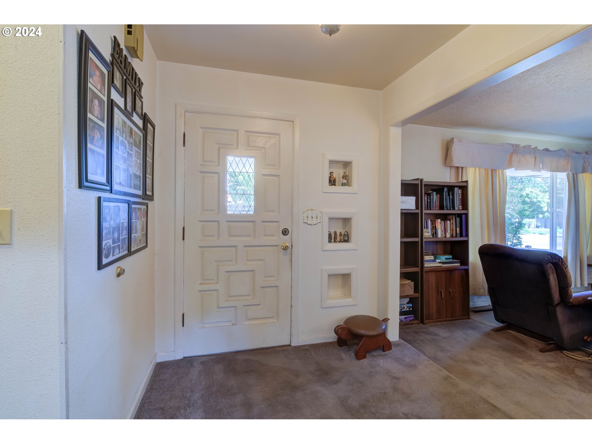 2111 Division Street Camas, WA 98607 - Photo 4 of 37 Gallery Image 4