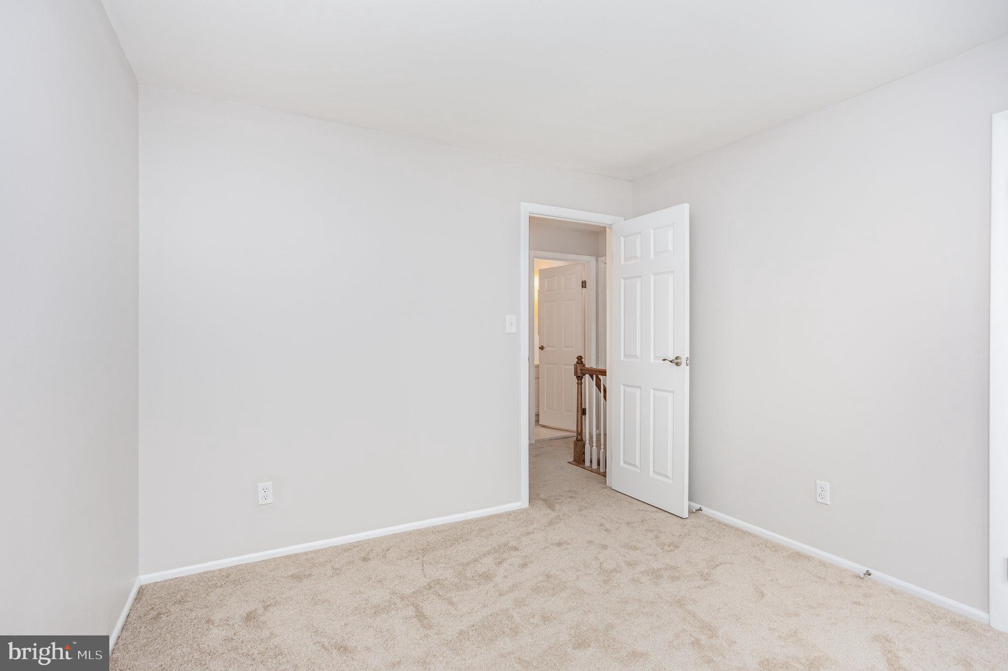 10509 Longbranch Road Cockeysville, MD 21030 - Photo 21 of 38 a view of room