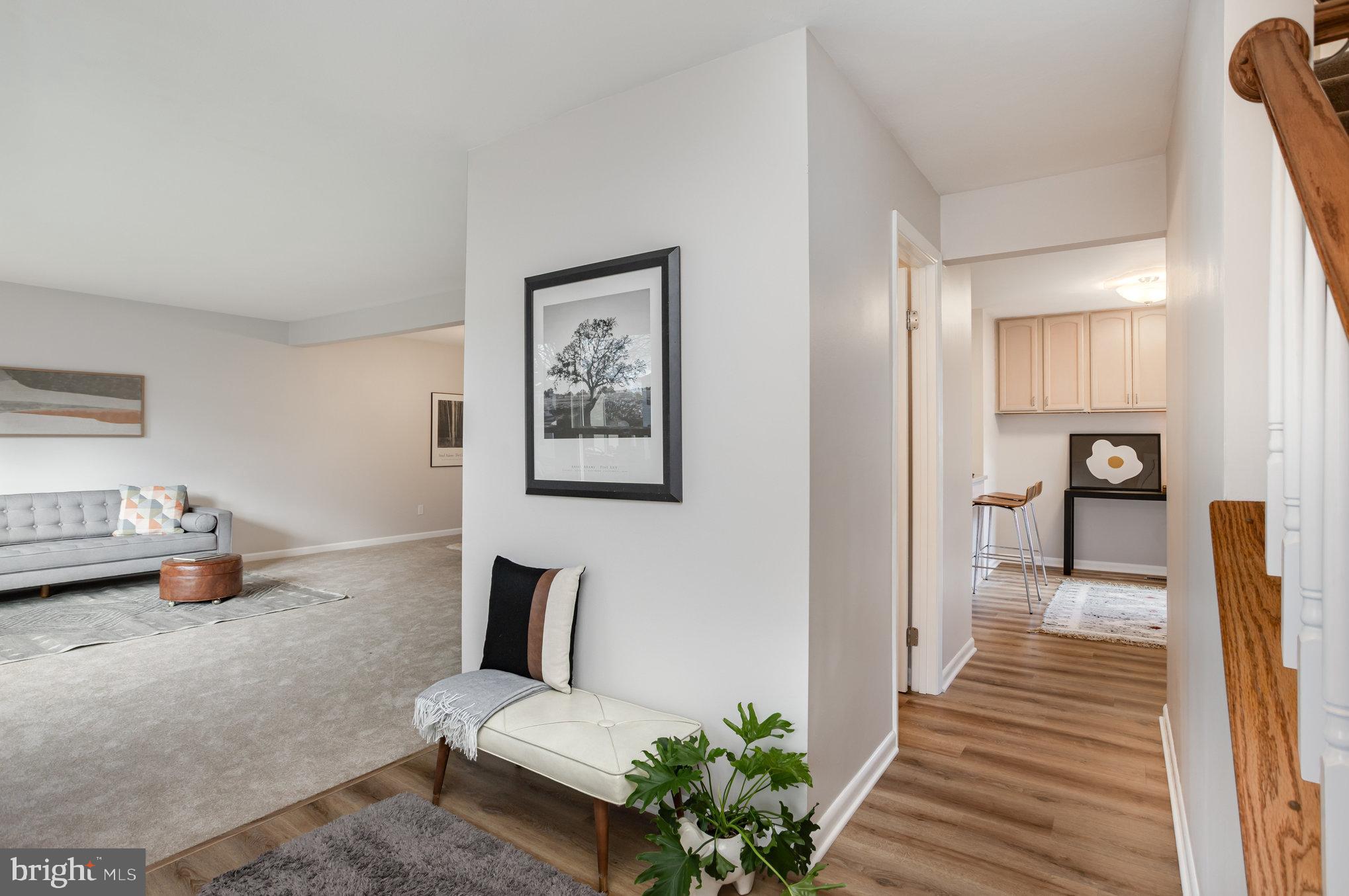 10509 Longbranch Road Cockeysville, MD 21030 - Photo 3 of 38 a living room with furniture and a wooden floor