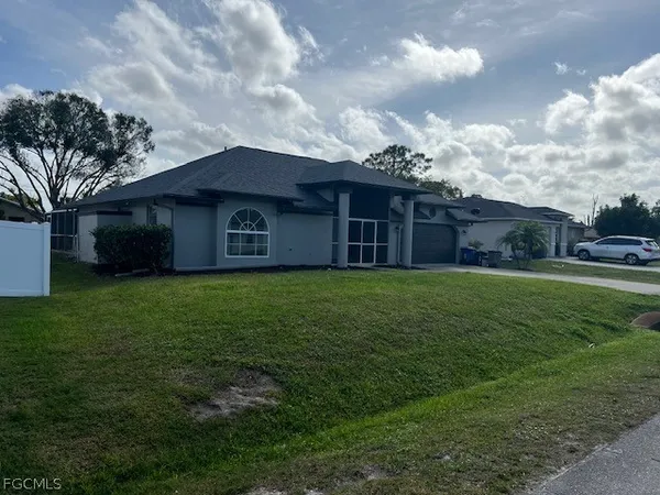 $2,595 | 17557 Duquesne Road, Fort Myers, FL 33967