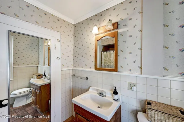 $299,900 | 902 Columbia Street, Scranton, PA 18509