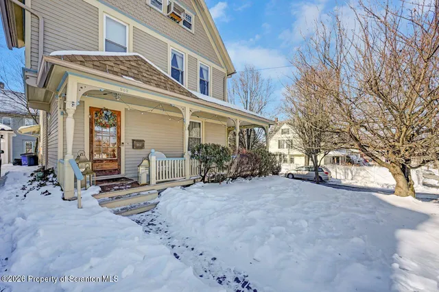 $299,900 | 902 Columbia Street, Scranton, PA 18509
