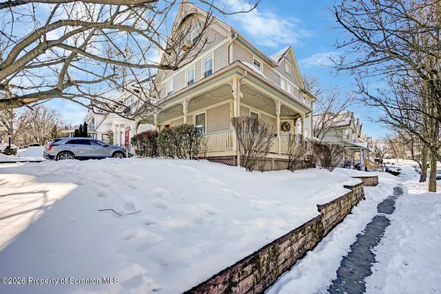 $299,900 | 902 Columbia Street, Scranton, PA 18509