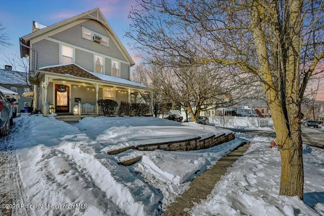 $299,900 | 902 Columbia Street, Scranton, PA 18509