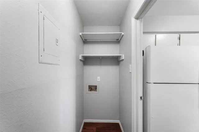 a view of a storage & utility room