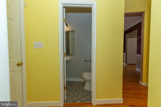 a view of empty room