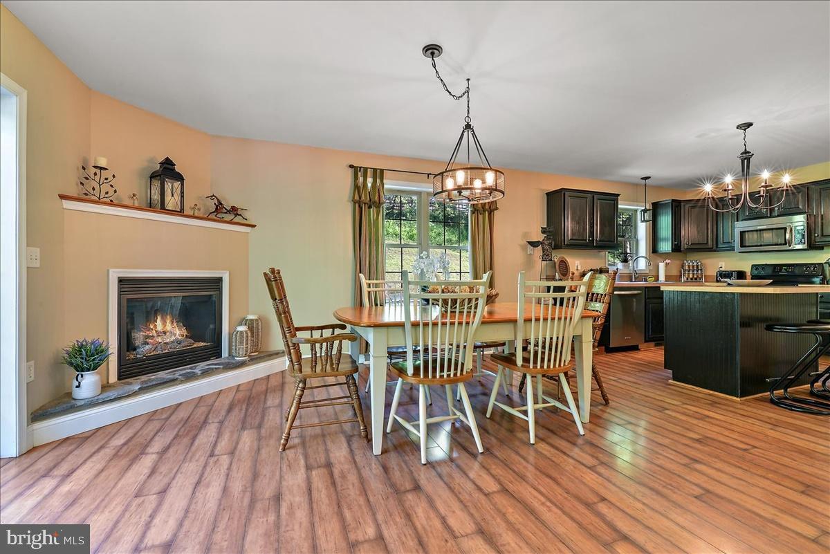 555 Candy Road Mohnton, PA 19540 - Photo 7 of 31 Dining Area/Living Room