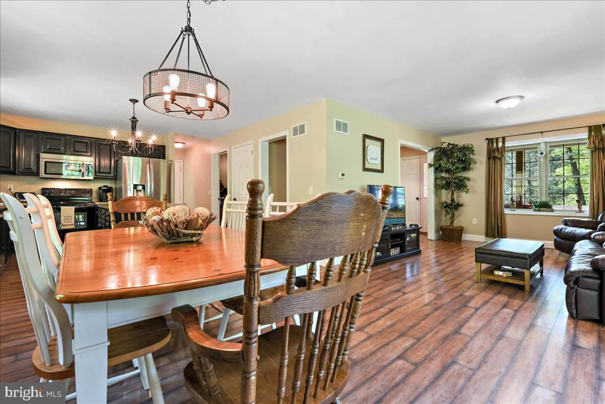 555 Candy Road Mohnton, PA 19540 - Photo 10 of 31 V3