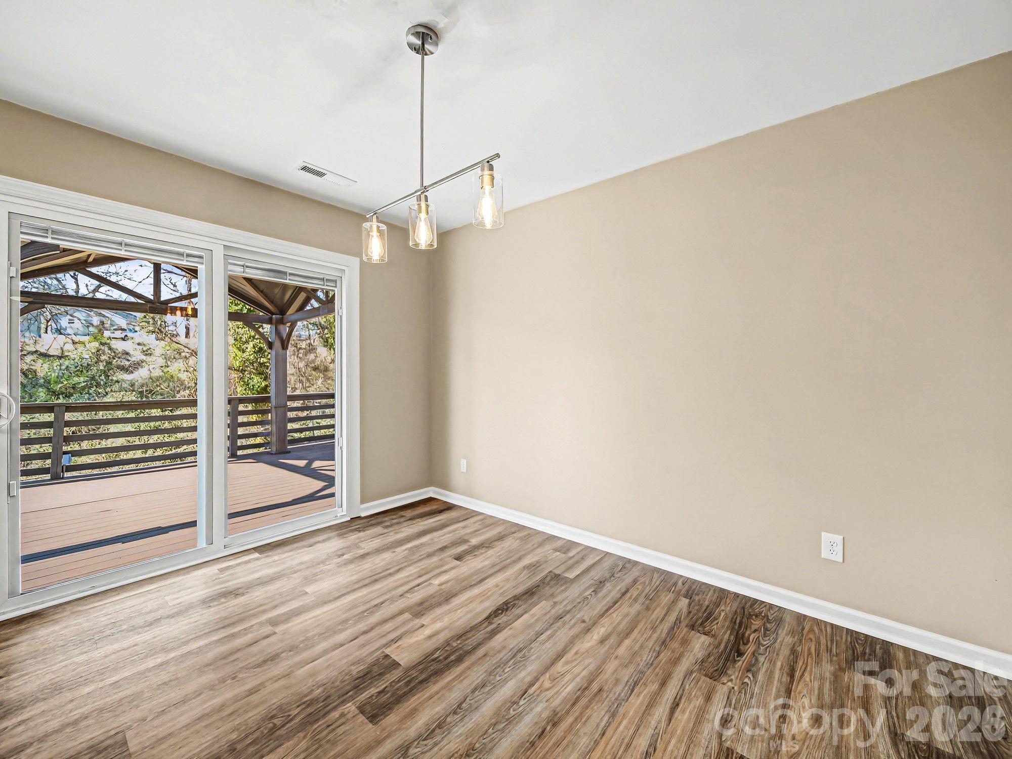 605 Spring Street Mount Holly, NC 28120 - Photo 7 of 34