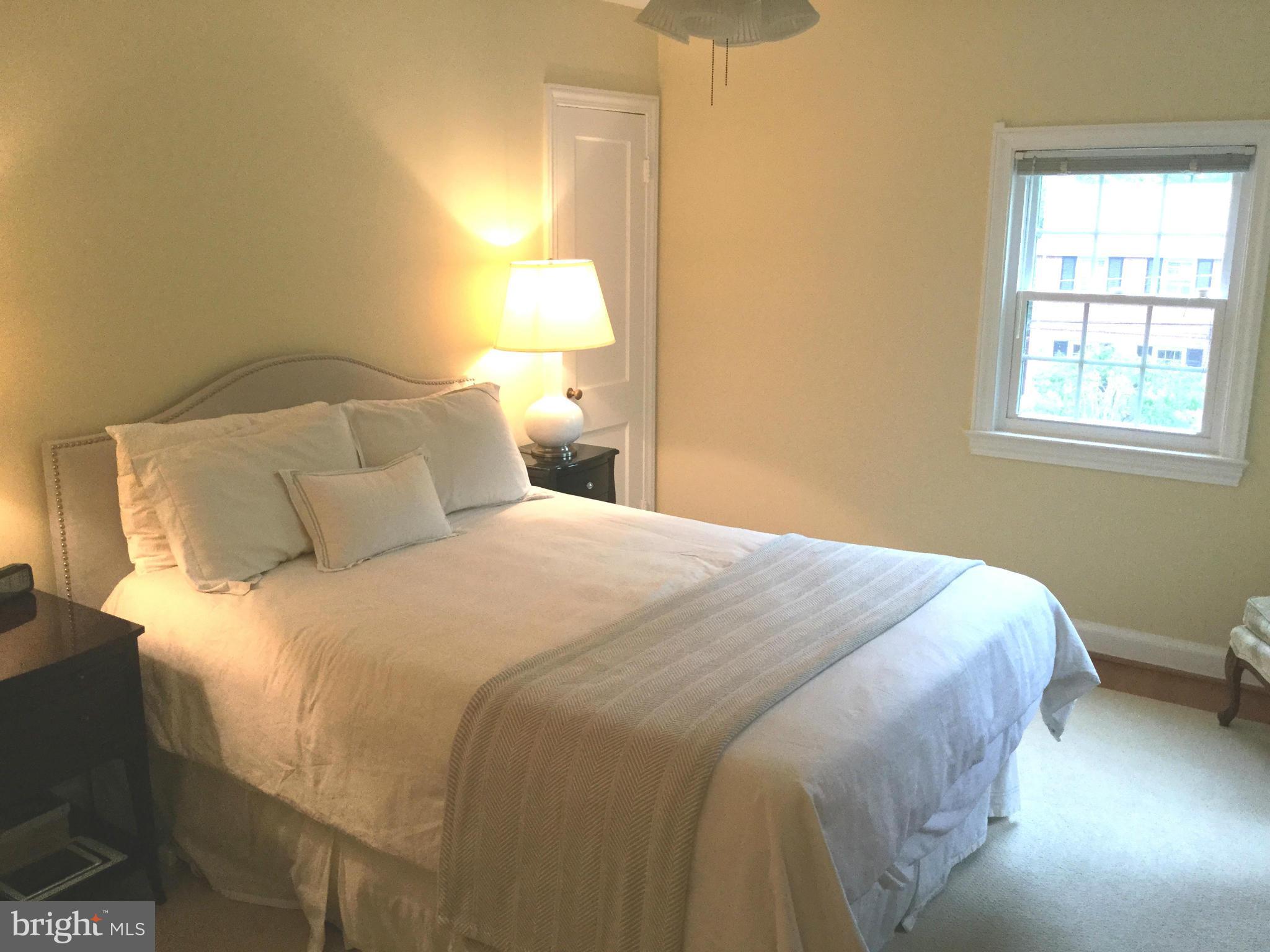 6112 Wynnwood Road Bethesda, MD 20816 - Photo 16 of 28 Bedroom (Master)
