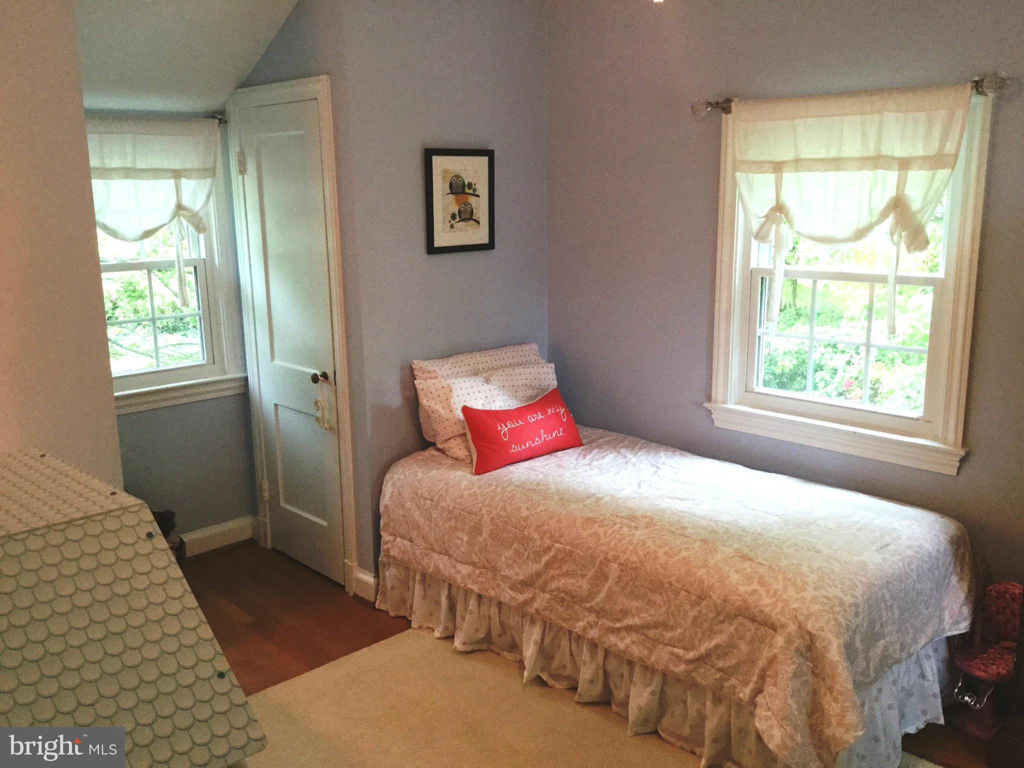 6112 Wynnwood Road Bethesda, MD 20816 - Photo 19 of 28 Bedroom