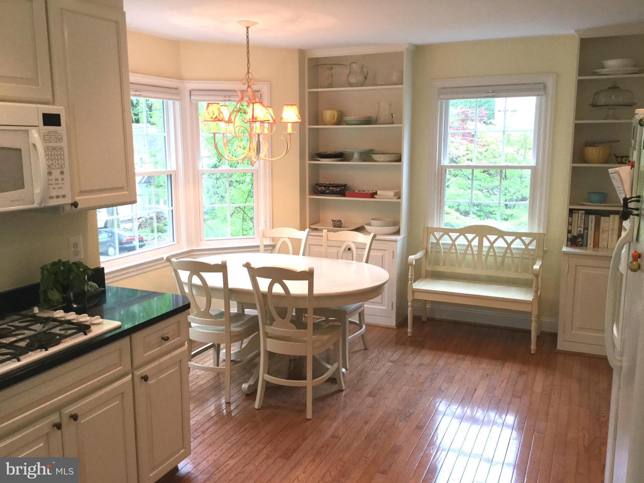 6112 Wynnwood Road Bethesda, MD 20816 - Photo 6 of 28 Kitchen