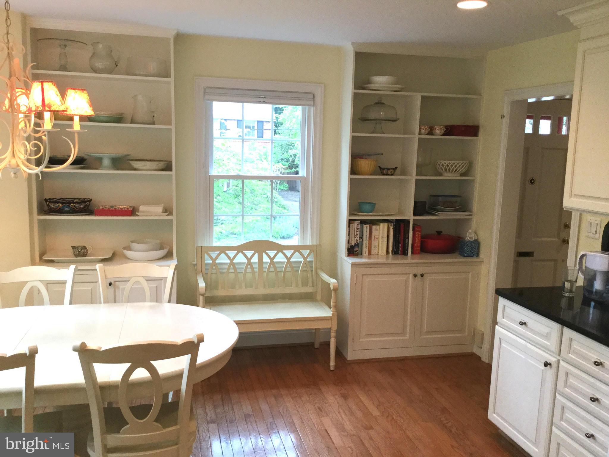 6112 Wynnwood Road Bethesda, MD 20816 - Photo 7 of 28 Kitchen