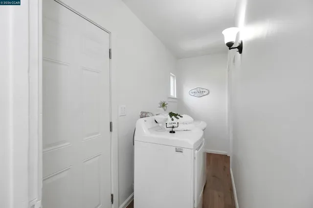 $699,999 | 2596 MacArthur Boulevard, Oakland, CA 94602