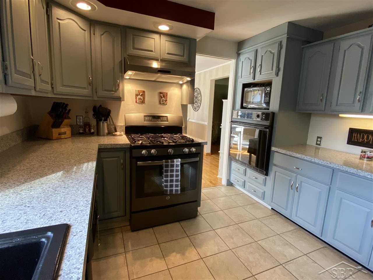 2791 Hemmeter Road Saginaw, MI 48603 - Photo 5 of 44 31398511-4.JPG