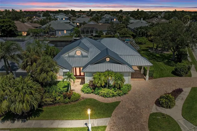 $949,000 | 202 Americas Cup Boulevard, Bradenton, FL 34208