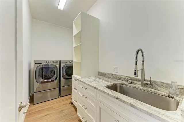 $949,000 | 202 Americas Cup Boulevard, Bradenton, FL 34208