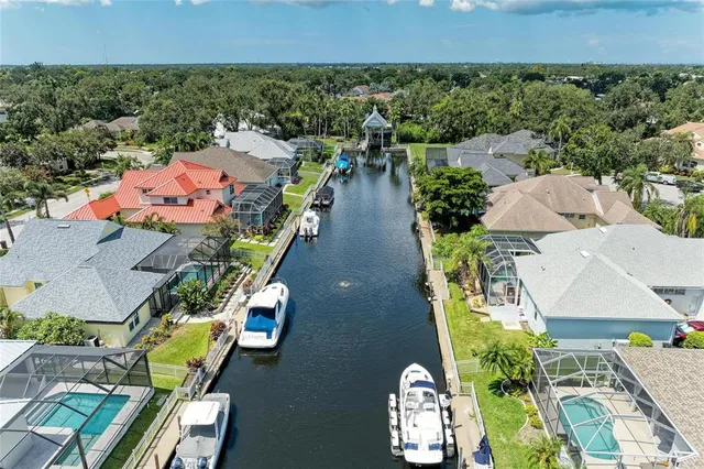 $949,000 | 202 Americas Cup Boulevard, Bradenton, FL 34208