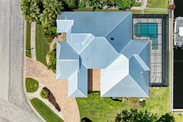 $949,000 | 202 Americas Cup Boulevard, Bradenton, FL 34208