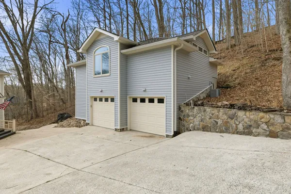 $1,699,000 | 165 Barefield Court, Lynchburg, TN 37352