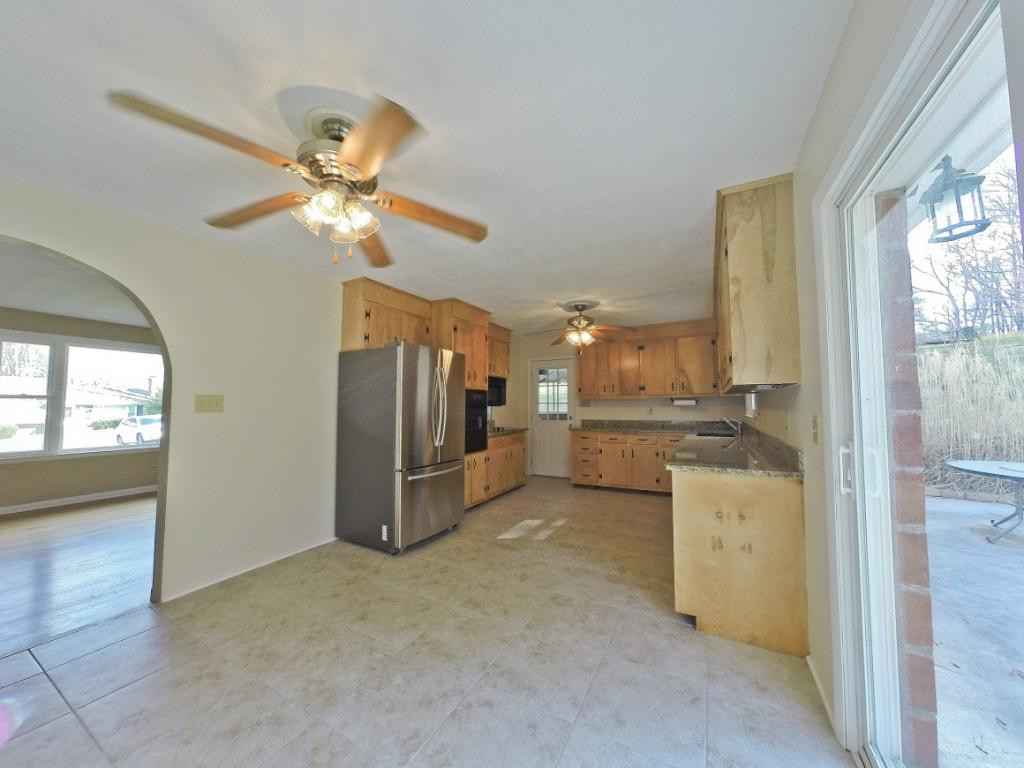 15082 Wilderness Road Bristol, VA 24202 - Photo 5 of 11 Photo 5