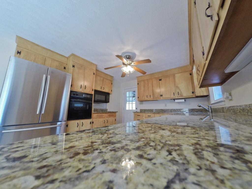 15082 Wilderness Road Bristol, VA 24202 - Photo 6 of 11 Photo 6