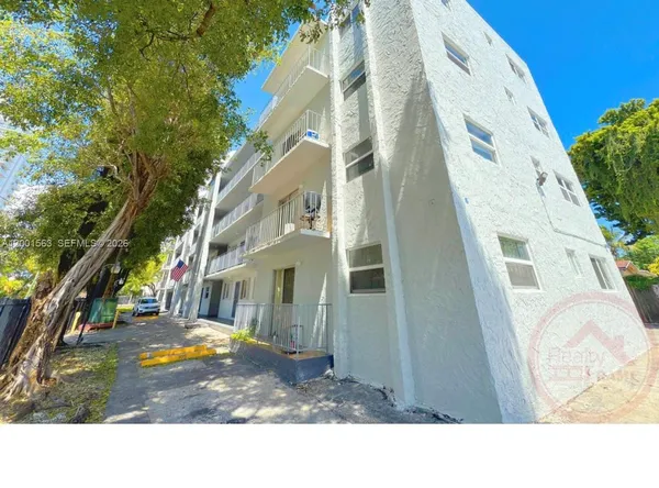 $2,100 | 1111 Northwest 19th Avenue, Unit 403, Miami, FL 33125