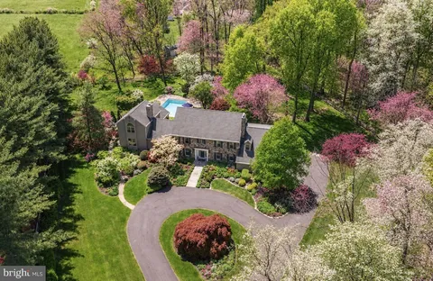 $2,395,000 | 3521 North Sugan Road, Lumberville, PA 18933