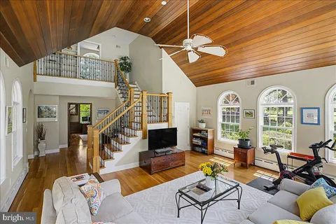 $2,395,000 | 3521 North Sugan Road, Lumberville, PA 18933