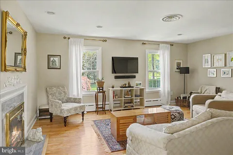 $2,395,000 | 3521 North Sugan Road, Lumberville, PA 18933