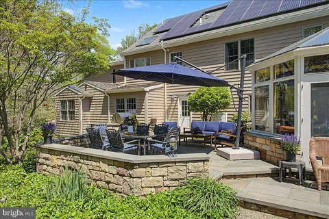 $2,395,000 | 3521 North Sugan Road, Lumberville, PA 18933
