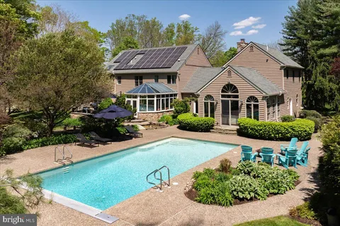 $2,395,000 | 3521 North Sugan Road, Lumberville, PA 18933