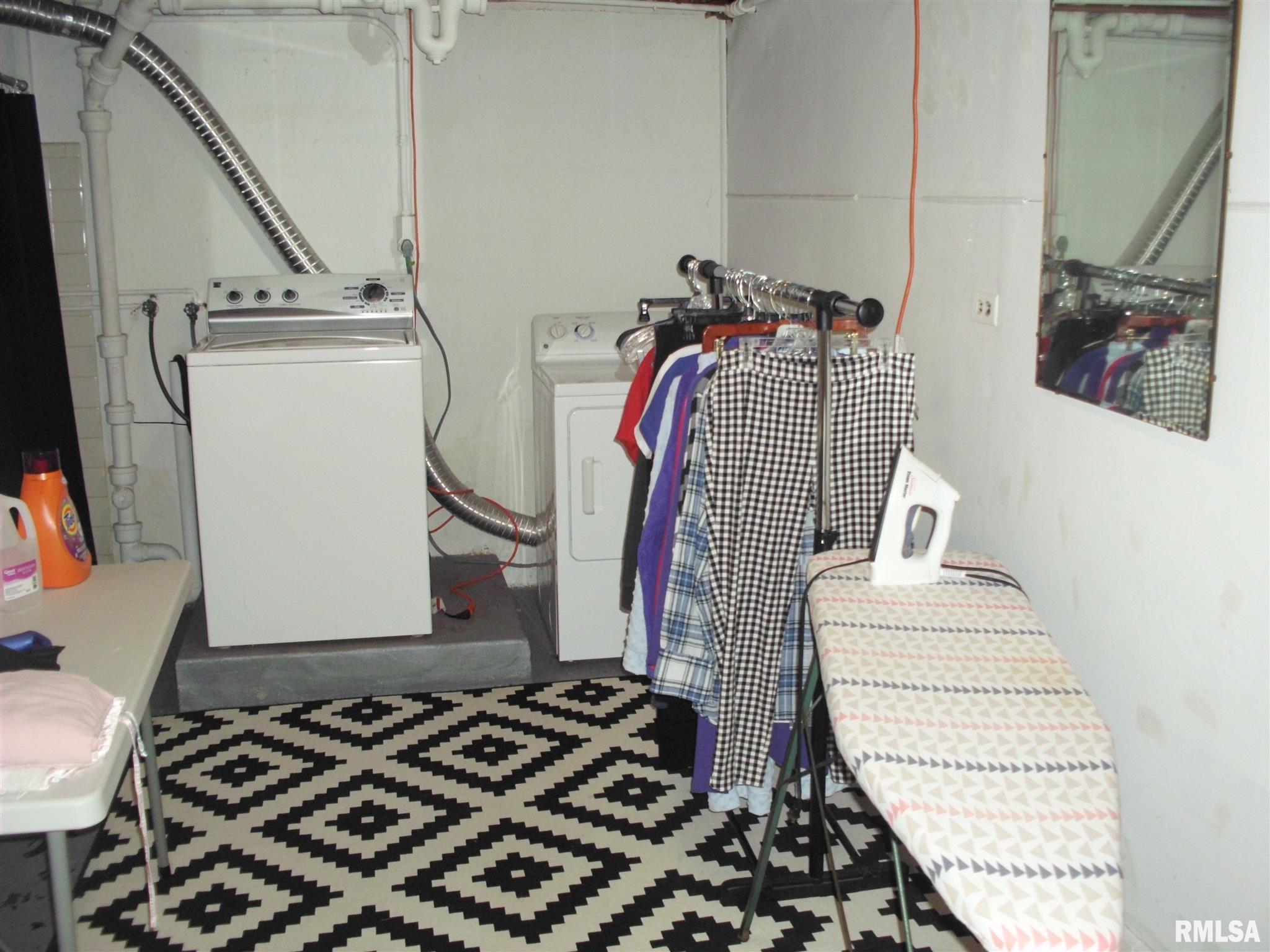 20 Watch Hill Road Rock Island, IL 61201 - Photo 20 of 25 Gallery Image 20