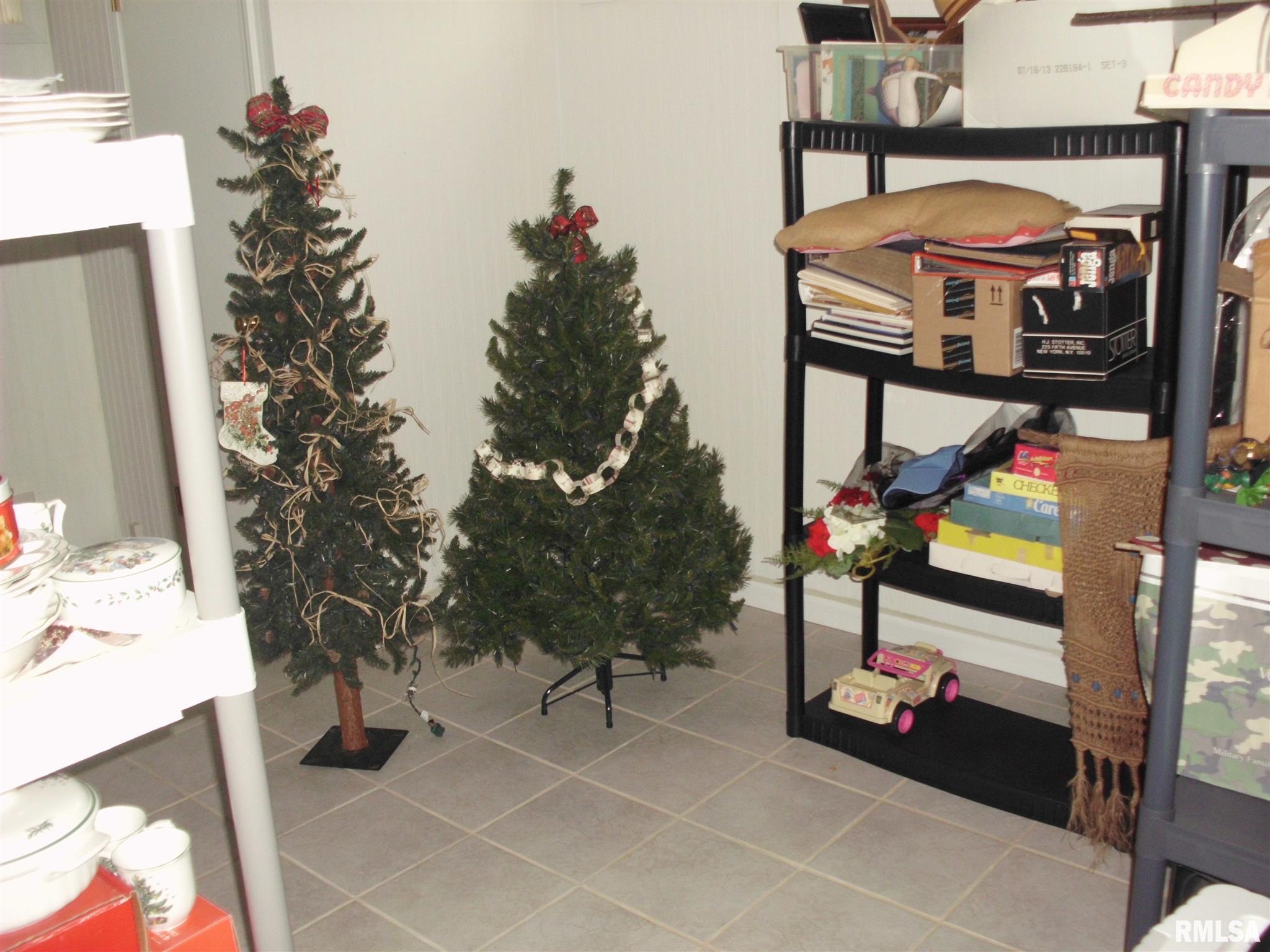 20 Watch Hill Road Rock Island, IL 61201 - Photo 21 of 25 Gallery Image 21