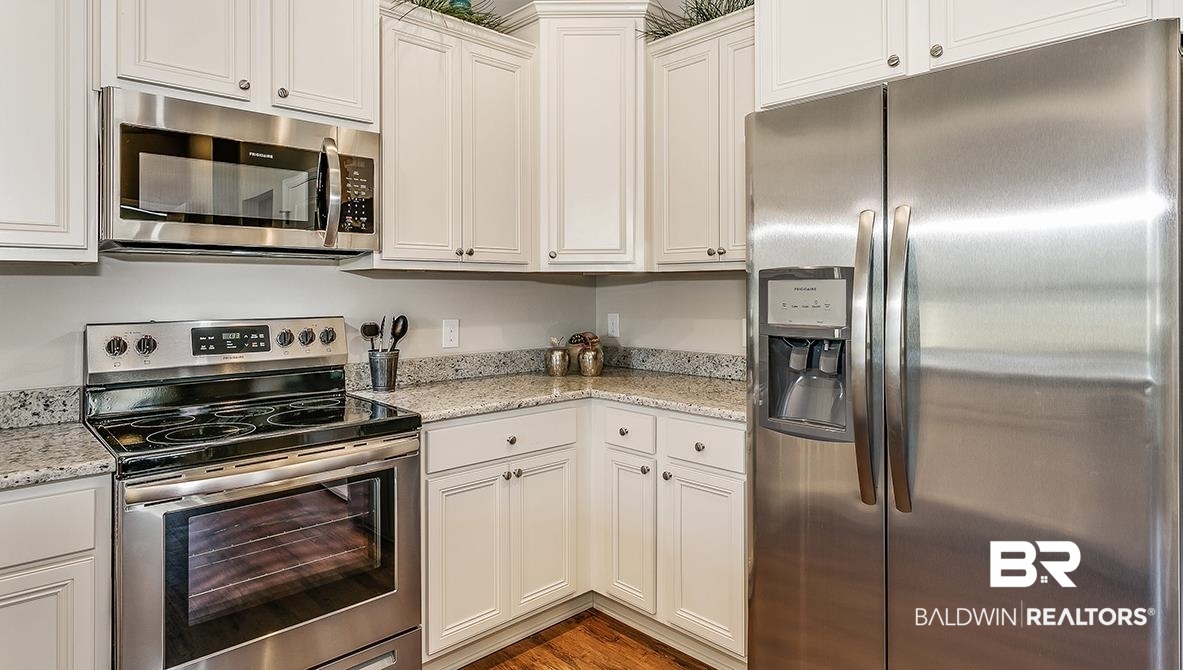 30572 Asheville Road Daphne, AL 36527 - Photo 7 of 32