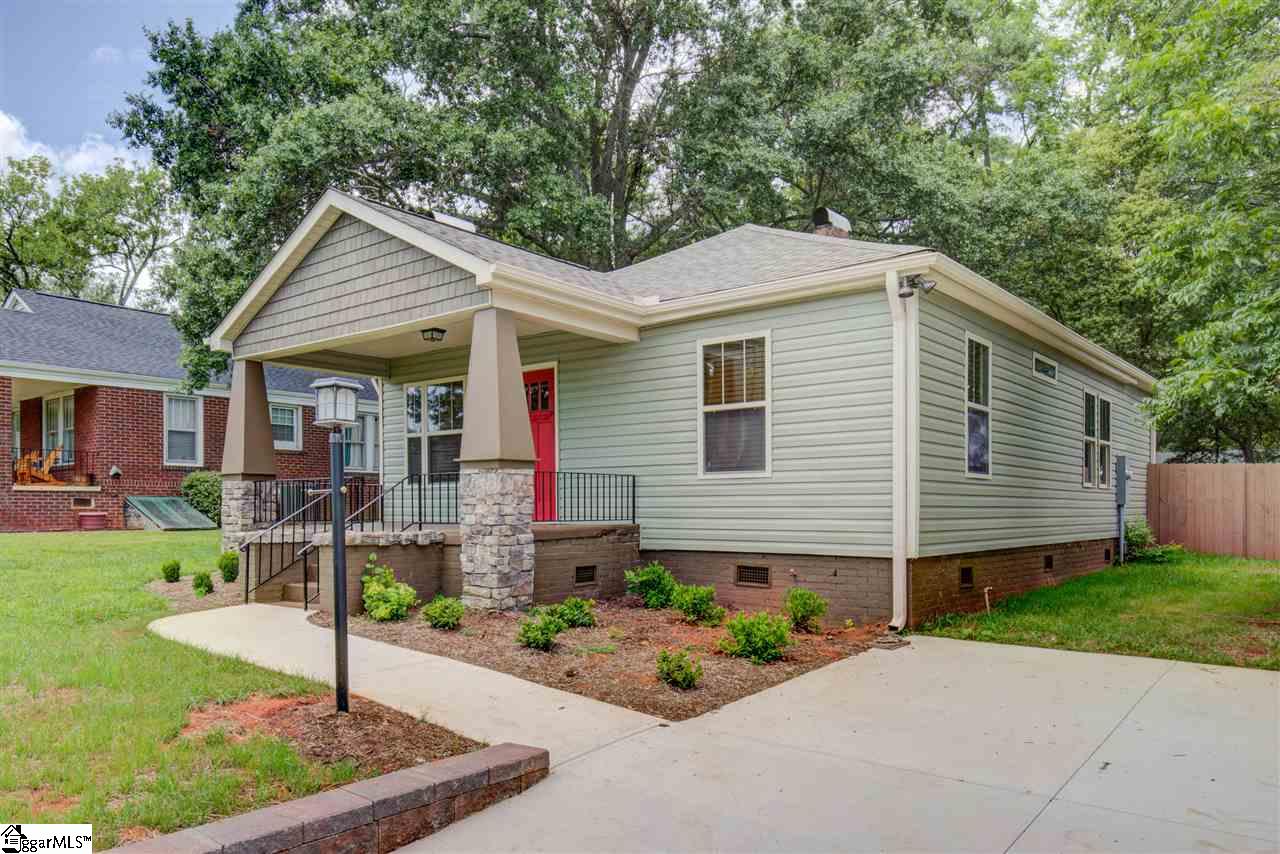 112 Ackley Road Greenville, SC 29607 - Photo 11 of 31