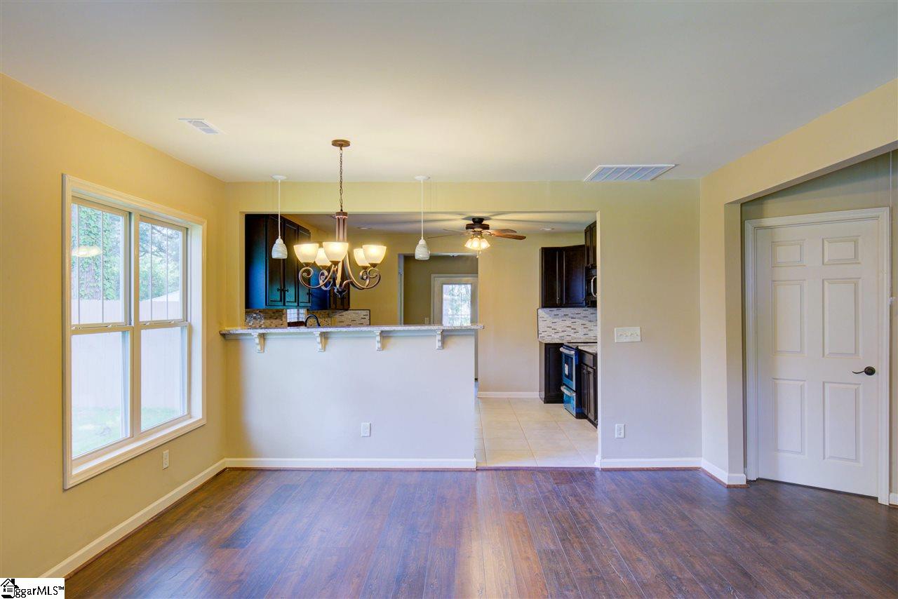112 Ackley Road Greenville, SC 29607 - Photo 14 of 31