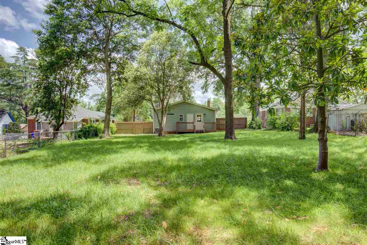 112 Ackley Road Greenville, SC 29607 - Photo 23 of 31