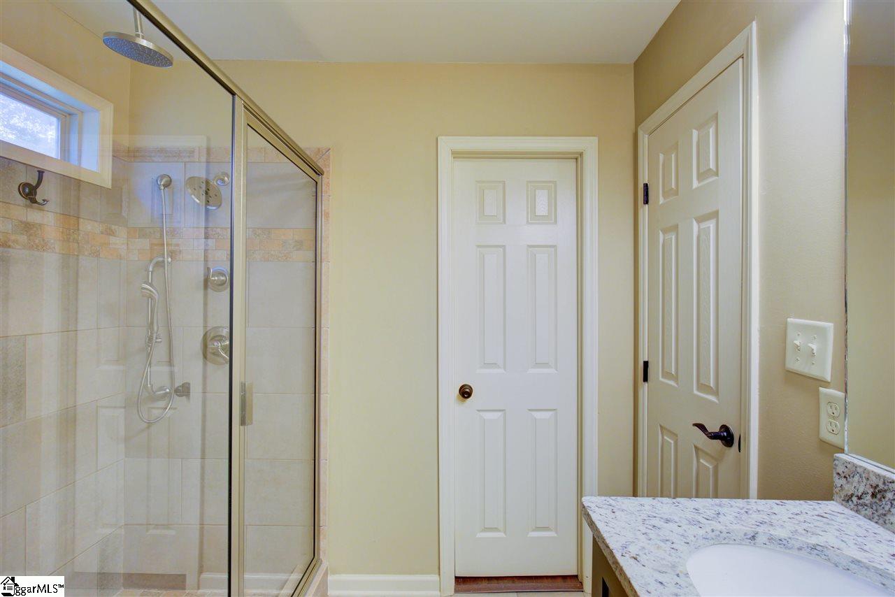 112 Ackley Road Greenville, SC 29607 - Photo 25 of 31