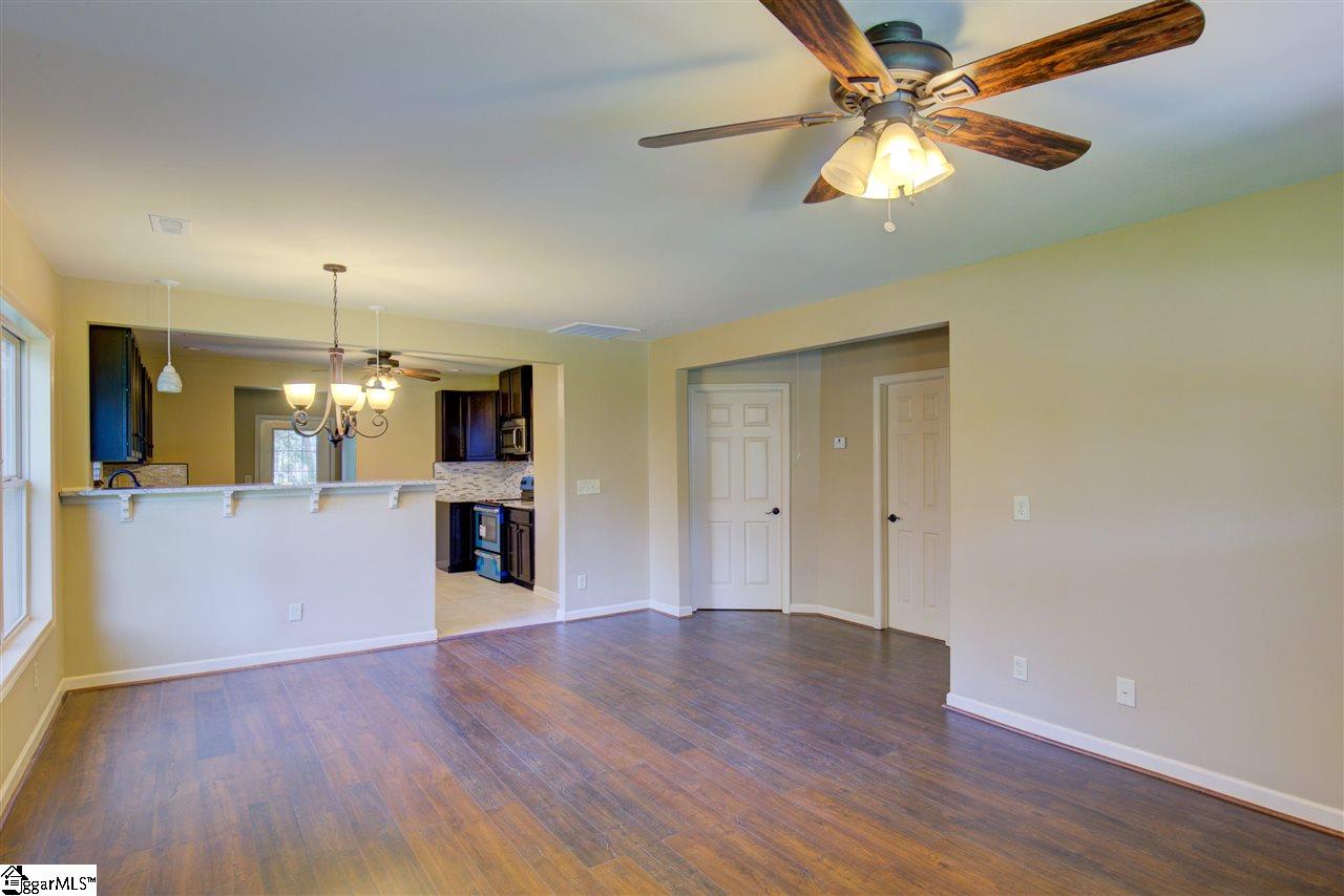 112 Ackley Road Greenville, SC 29607 - Photo 28 of 31