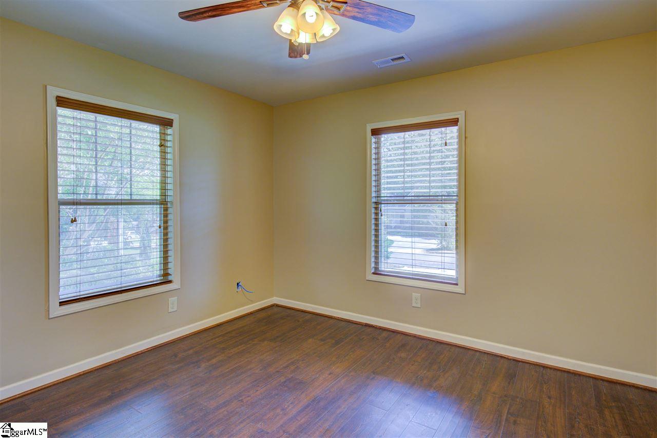 112 Ackley Road Greenville, SC 29607 - Photo 29 of 31